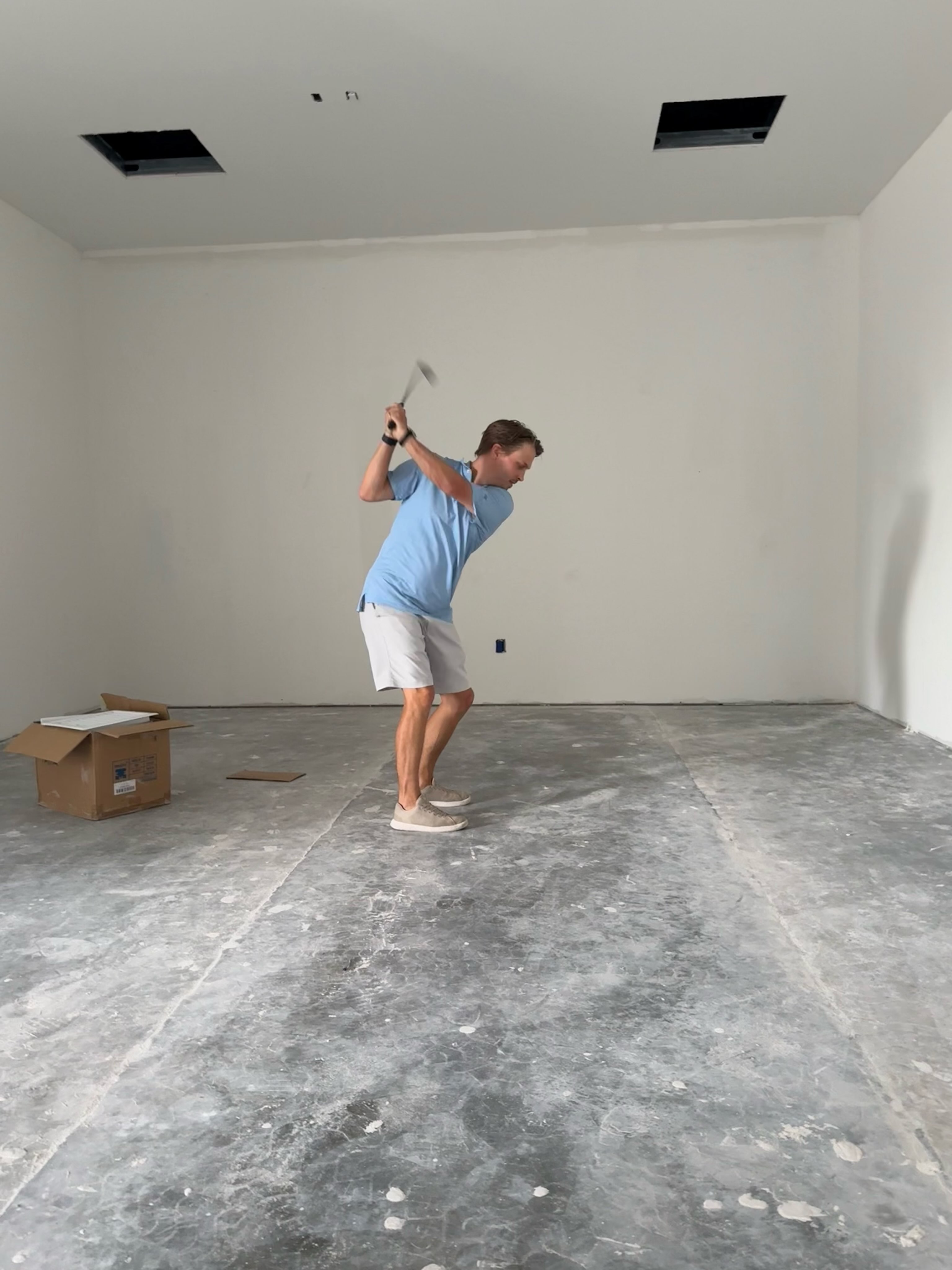 Golf doesn&rsquo;t care if you&rsquo;re right-handed or left-handed. 4 years old or&hellip; a little more seasoned. 🏌️

Swipe through and you&rsquo;ll see what we mean &mdash; dad testing out the bay (still a construction zone, but the vision is coming together 👀), and the next generation showing off his lefty swing like he&rsquo;s been doing it his whole life. Spoiler: he has been. All 4 years of it.

Whether it&rsquo;s the long game in our simulator bays or dialing in your short game on PuttView, there&rsquo;s a setup here for every kind of golfer &mdash; righty, lefty, rookie, or scratch.

(And yes, that&rsquo;s real footage of a 4-year-old trying to steal the camera mid-swing. Box Pro in training, camera man on the side. 🎥😂)

Bonus round: our @sportsboxai cameras just landed 📦⛳ &mdash; high-speed swing analysis is coming to The Woodlands.

Righty or lefty. 4 or 40. Long game or short game. Tee Box is for all of it.

📍 The Woodlands, TX
📅 Opening soon


